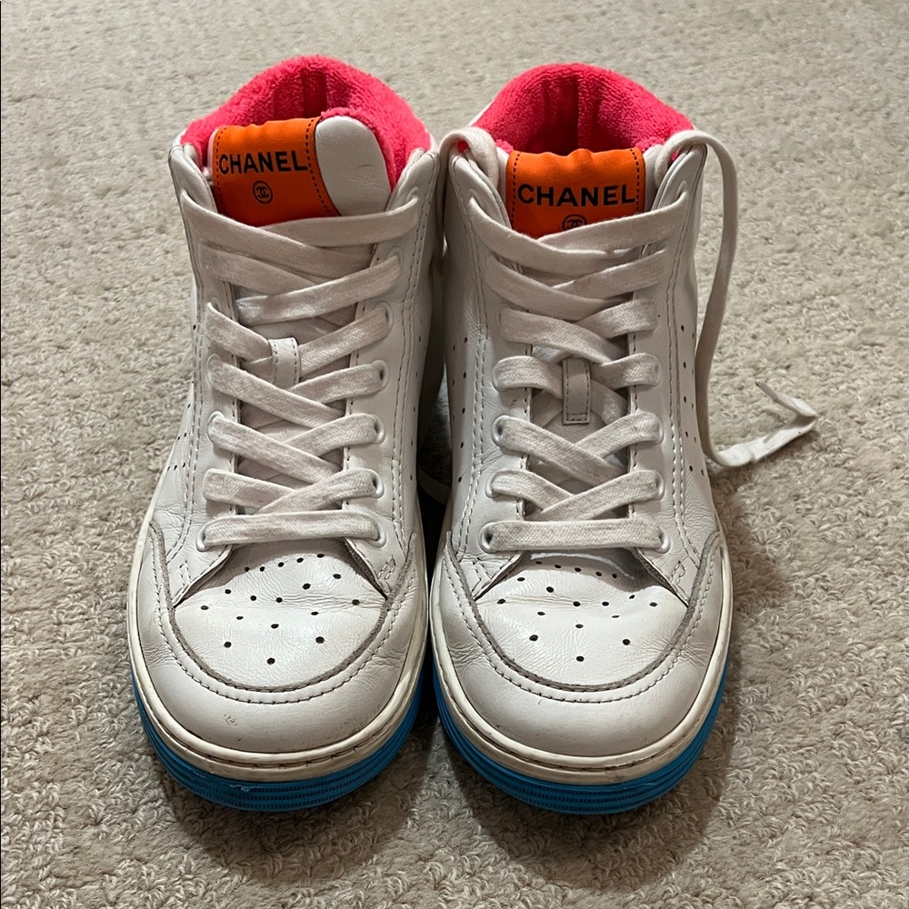CHANEL Women White Sneakers with Pink and Blue Accents